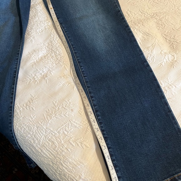 Judy Blue Dad Jeans - Picture 6 of 11